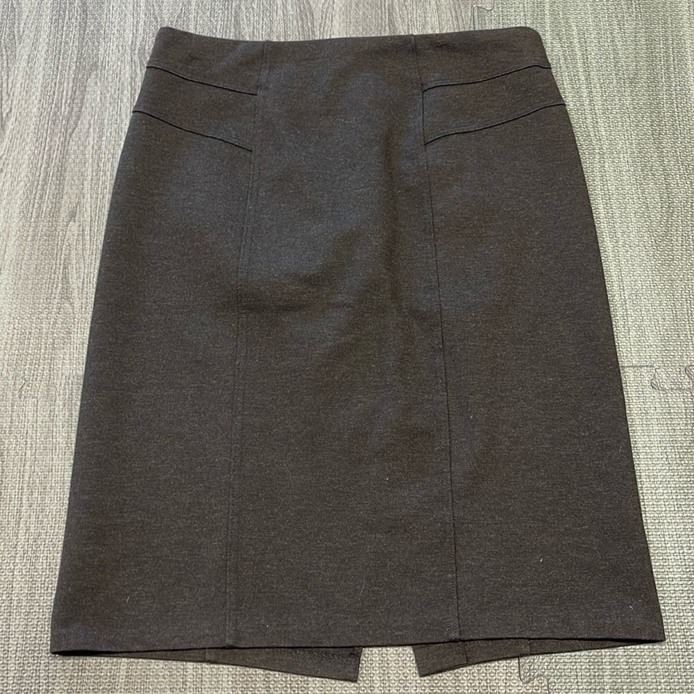 New York & Company Dark Grey Pencil Skirt - Women’s Size 4